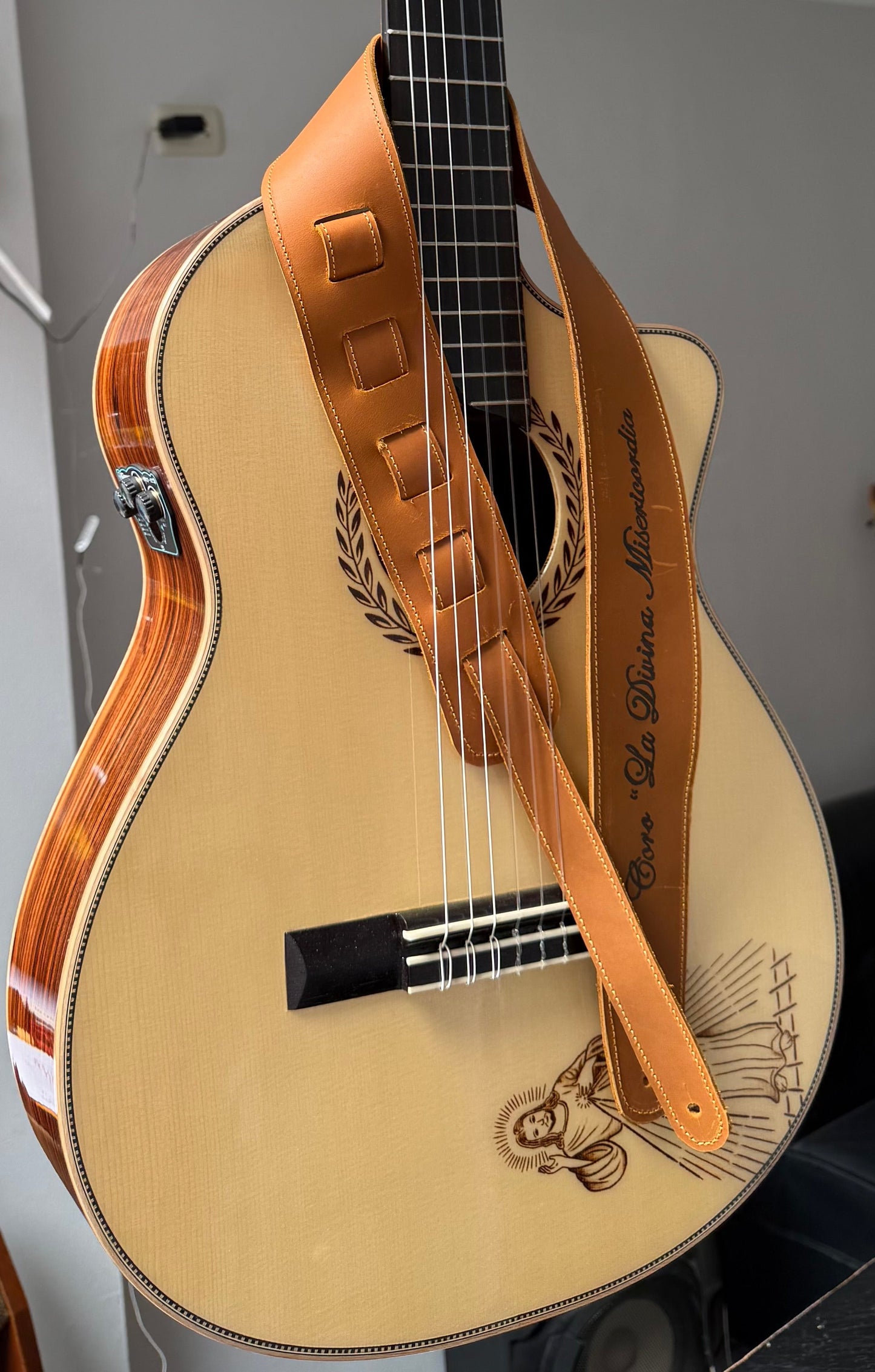 Correa de Cuero Premium para Guitarra | Cuero Vacuno y Toro Artesanal
