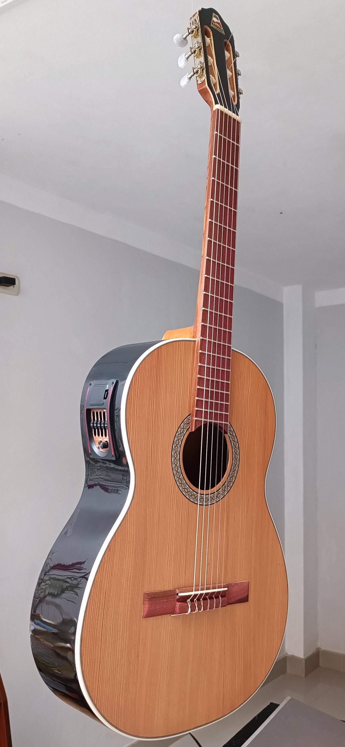 Guitarra Andina AN Classic 2 - Clásica Electroacústica para Principiantes