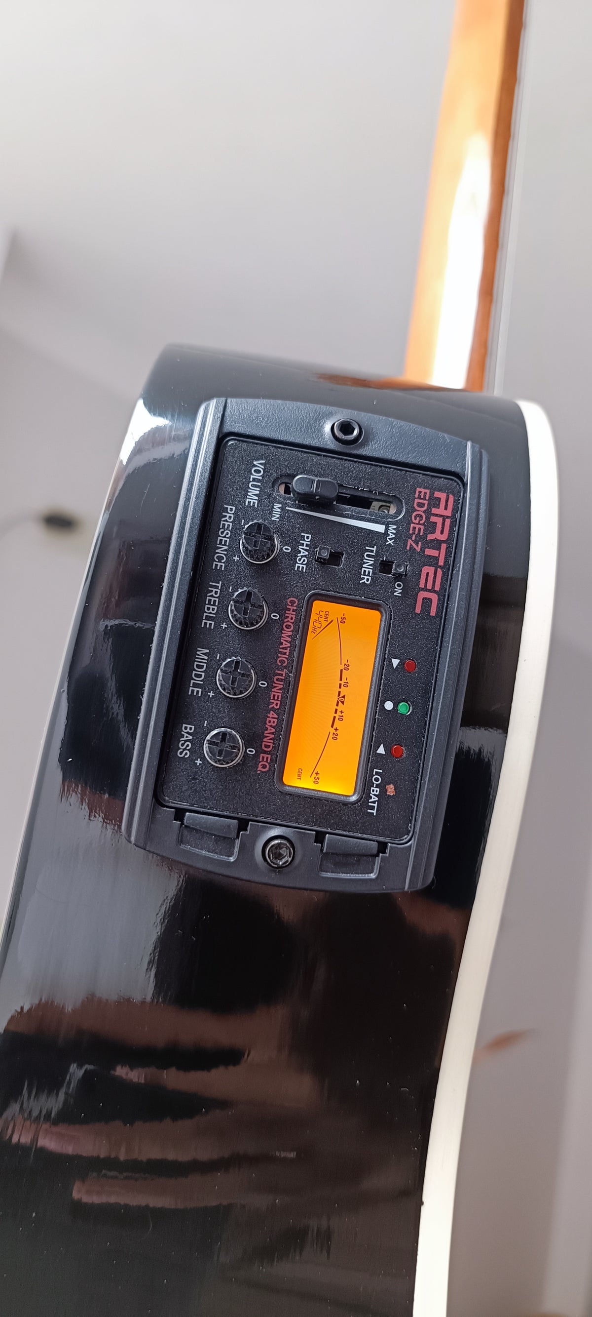 Guitarra Andina AN4G Premium - Electroacústica Profesional con Caja Acústica 9cm