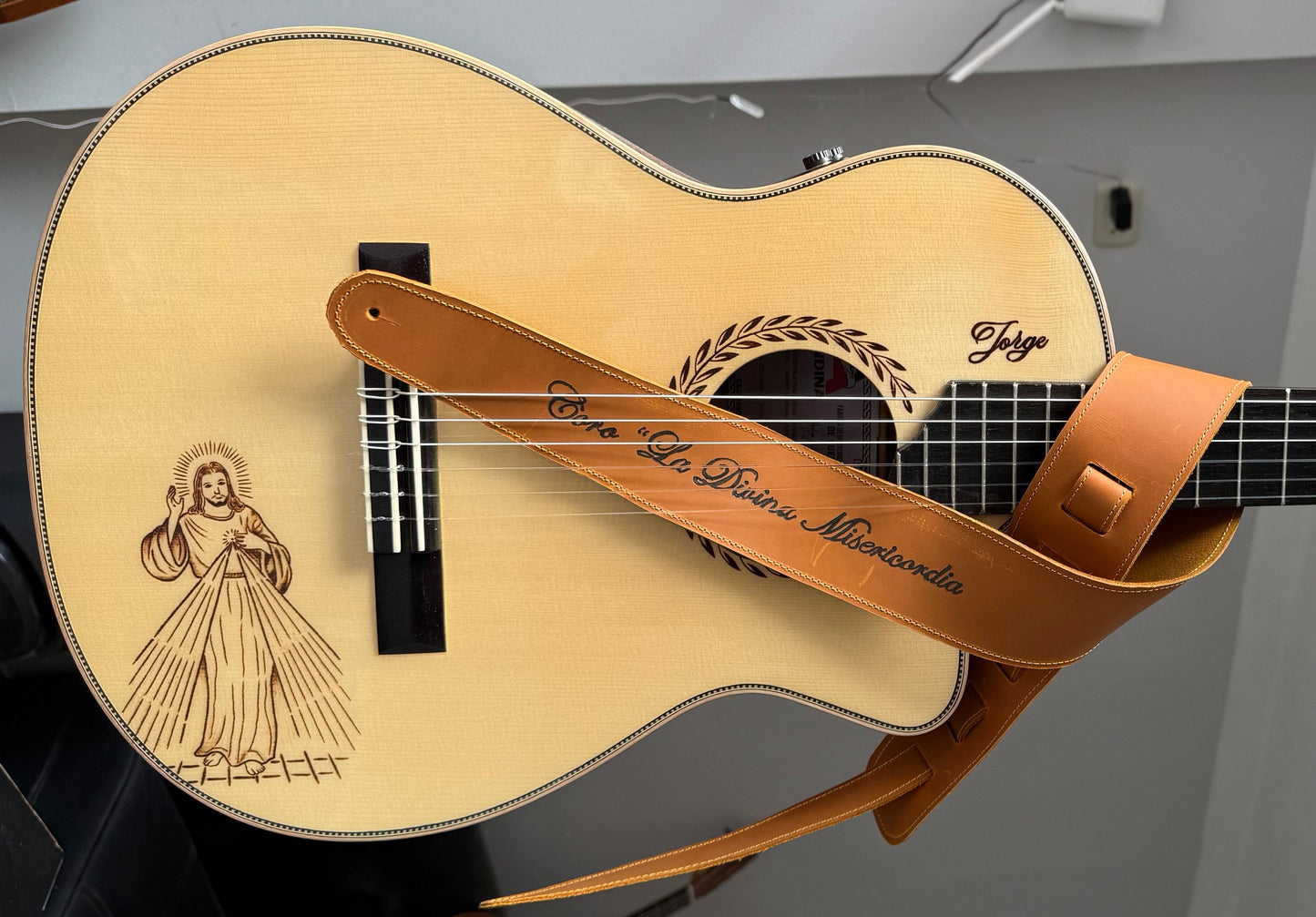 Correa de Cuero Premium para Guitarra | Cuero Vacuno y Toro Artesanal