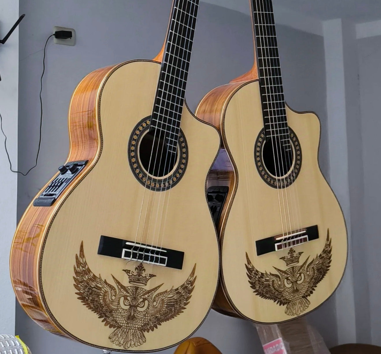 Reserva tu Guitarra Andina Artesanal | Fábrica de Guitarras Andina
