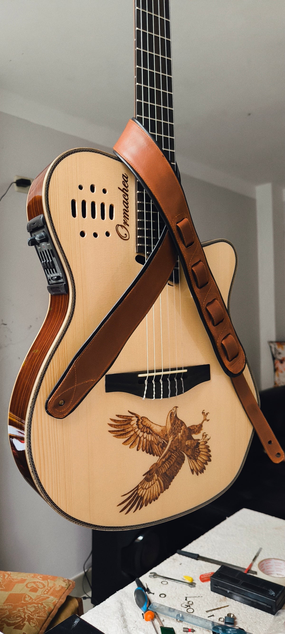 Guitarra Andina Apu - Palisandro con Sistema Fishman Prefix Plus-T